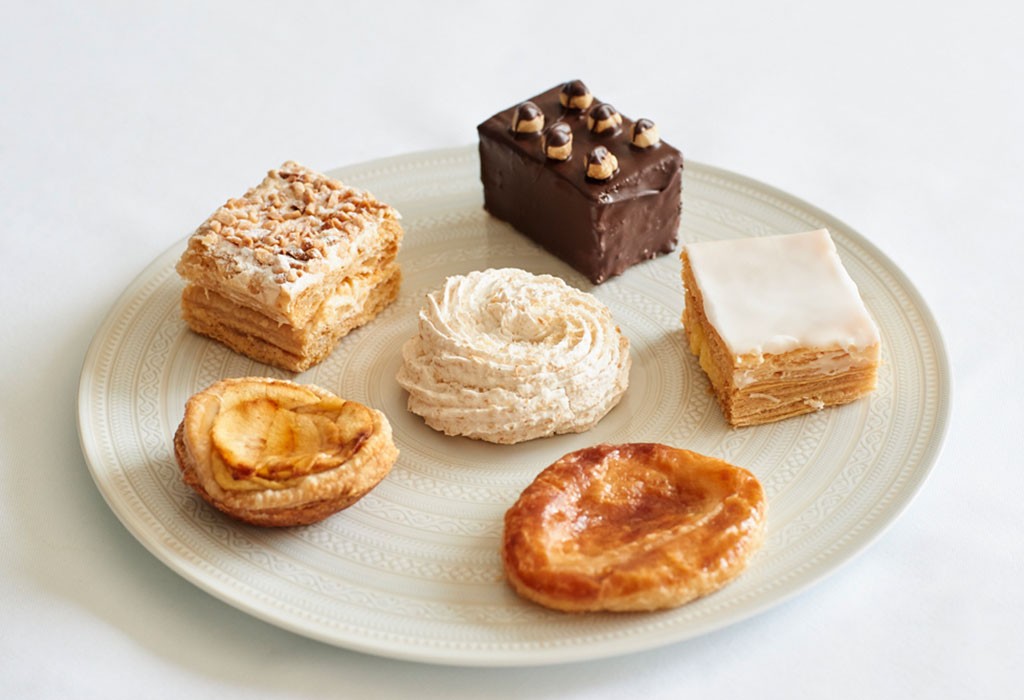 Caja variada de Pasteles