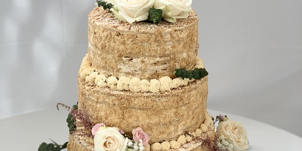 Tartas de boda en Torrelavega: tradición y sabor con Confitería Blanco